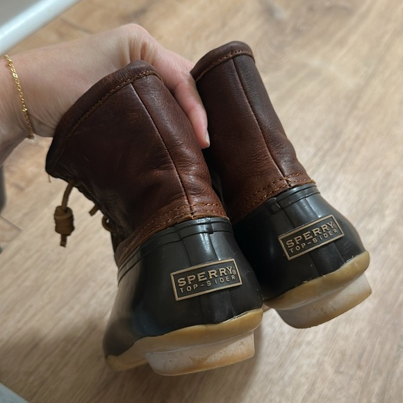 SPERRY | Women’s Saltwater Duck Boot - Picture 5 of 11